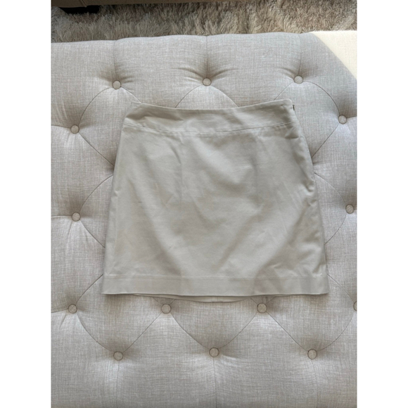 Banana Republic Dresses & Skirts - Women's Banana Republic Beige Stretch Mini Skirt Size 2